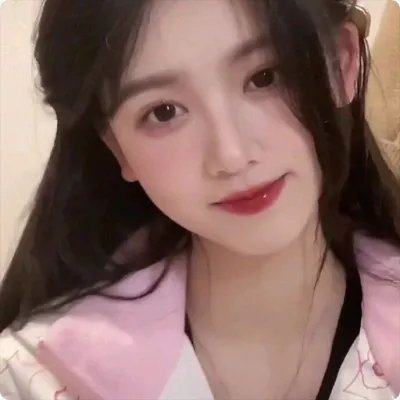 《安曼女神》海报
